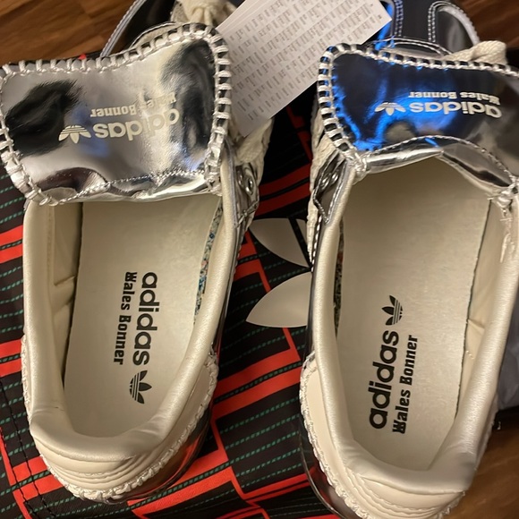 Authenticated Adidas, silver Samba Wales Bonner - Picture 2 of 7